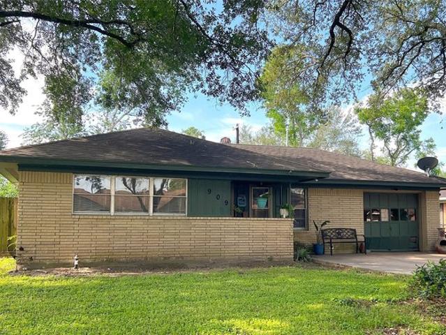 House for sale in Wharton, Texas