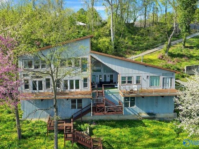 House for sale in Scottsboro, Alabama