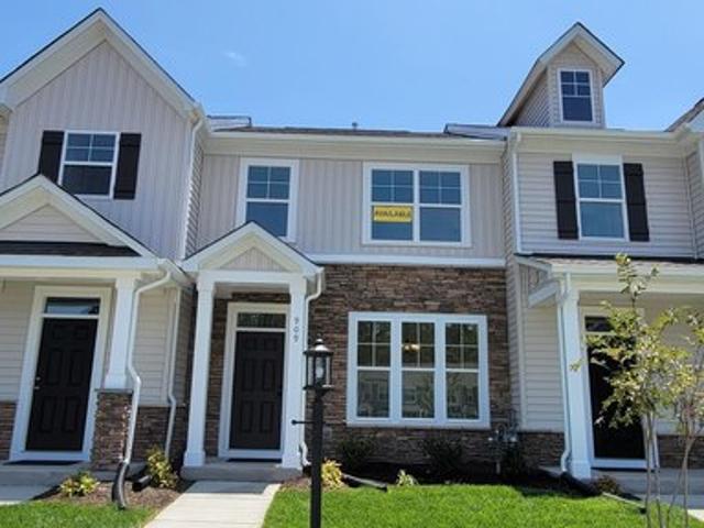 Townhouse for sale in Virginia