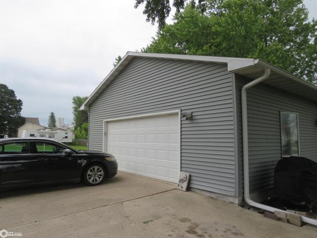 House for sale in Mallard, Iowa