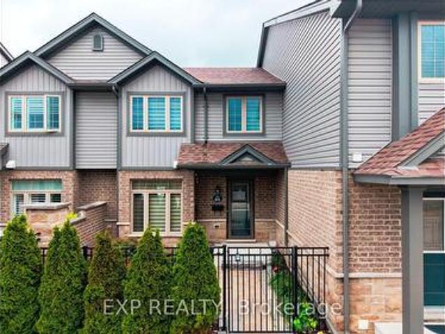 Townhouse for sale in Arva, Ontario