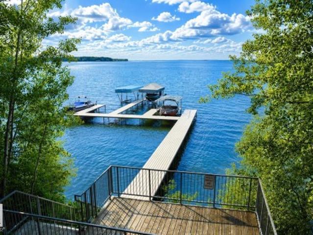 House for sale in Alberta
