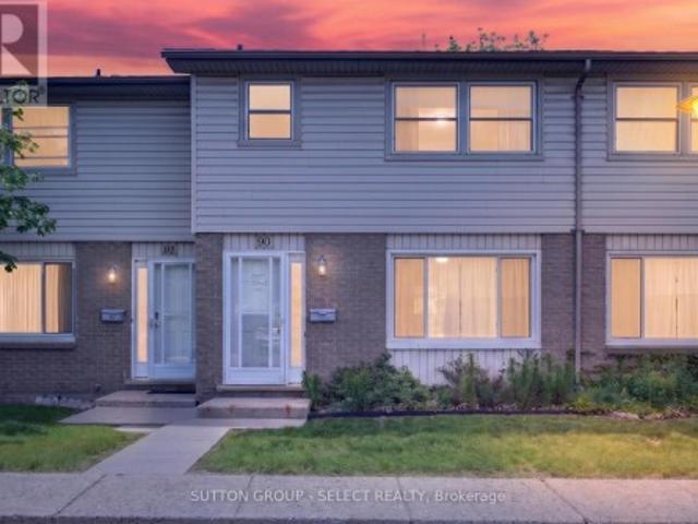 Townhouse for sale in Arva, Ontario
