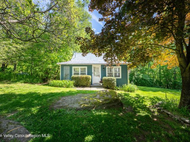 House for sale in Accord, New York