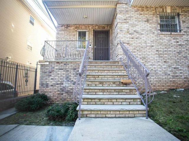 House for rent in Newark