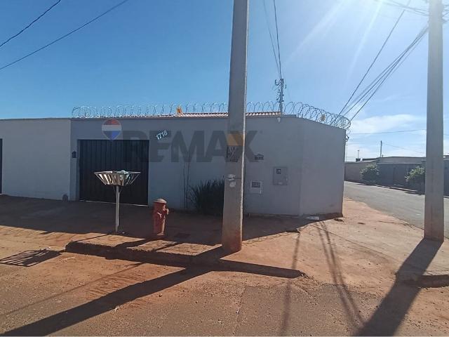 Casa aluguel em Região Geográfica Imediata de Ituiutaba, Ituiutaba
