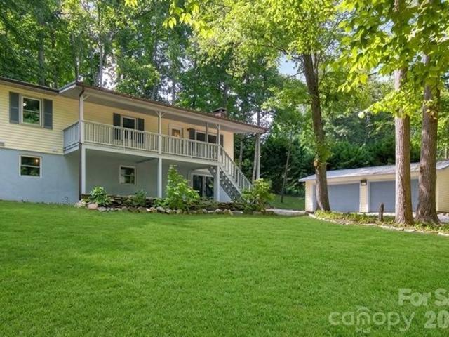 House for sale in Weaverville, North Carolina