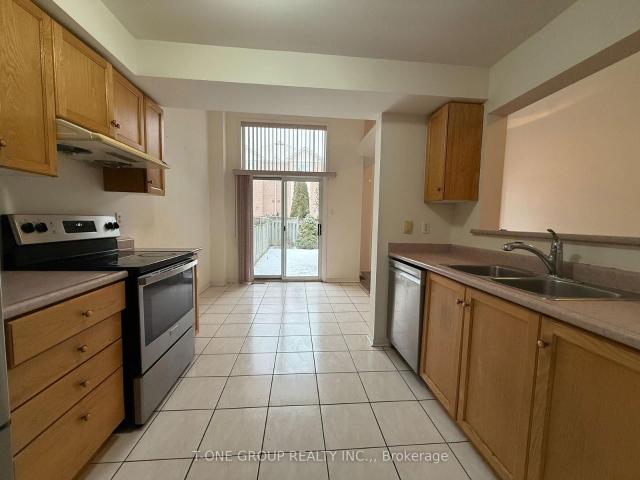Townhouse for rent in Woburn, Ontario