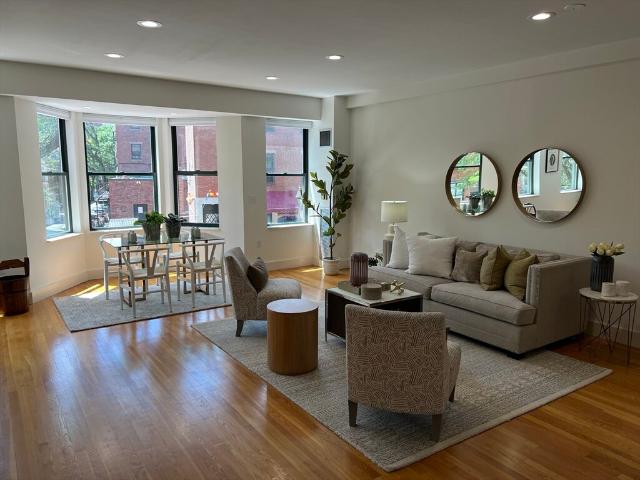 Townhouse for sale in Boston