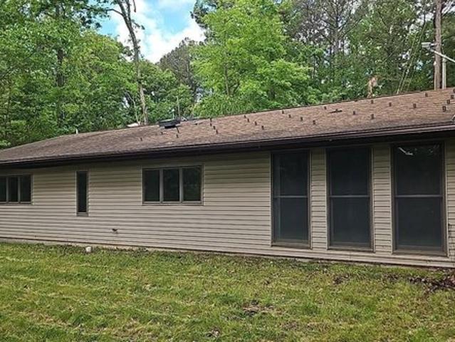 House for sale in Murphysboro, Illinois