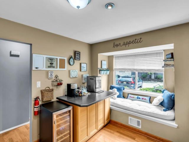 Condo for sale in Bridgewater Condo for sale in Bridgewater