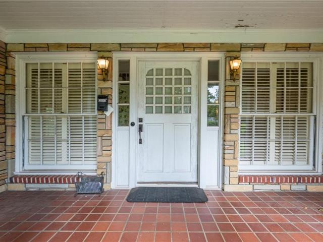 House for sale in Avondale Estates