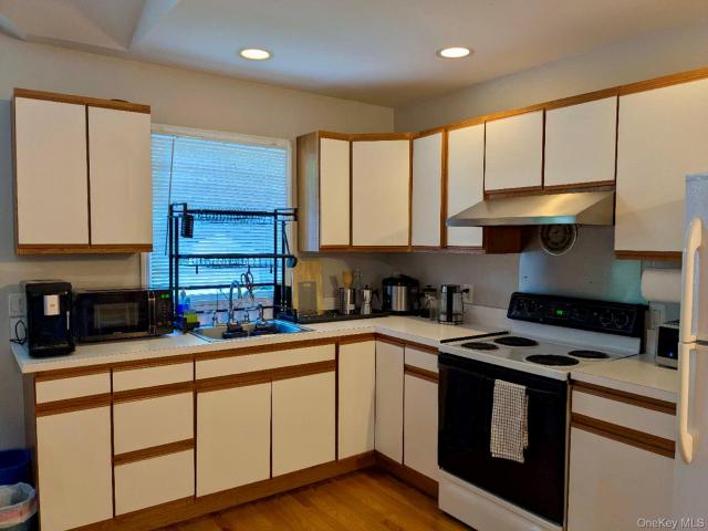 Property for rent in Nassau, New York