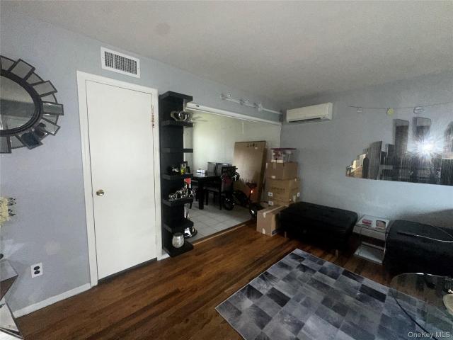 Property for rent in Nassau, New York