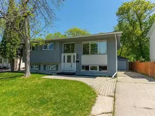 House for sale in Charleswood - Tuxedo - Westwood, Winnipeg