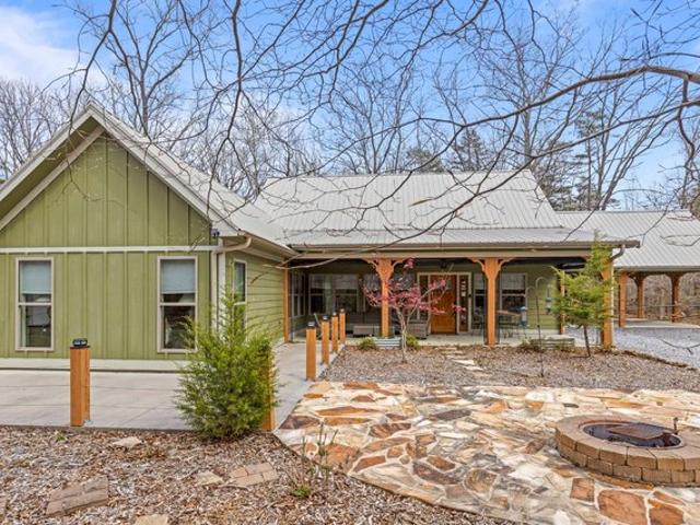 House for sale in Menlo, Georgia