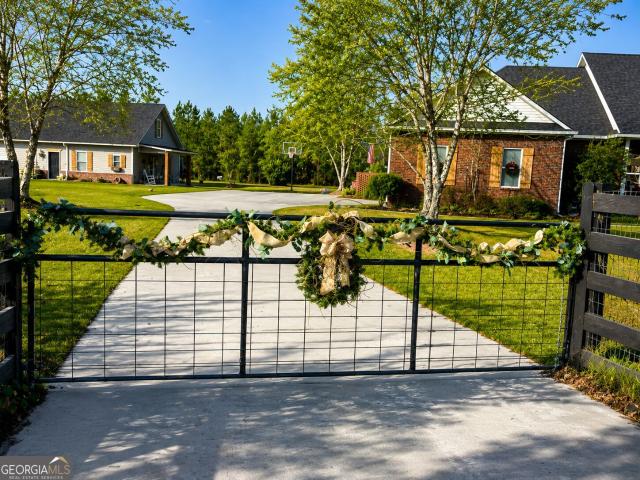 House for sale in Fivemile Still, Homerville