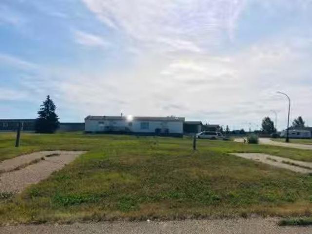 Condo for sale in High Level, Alberta