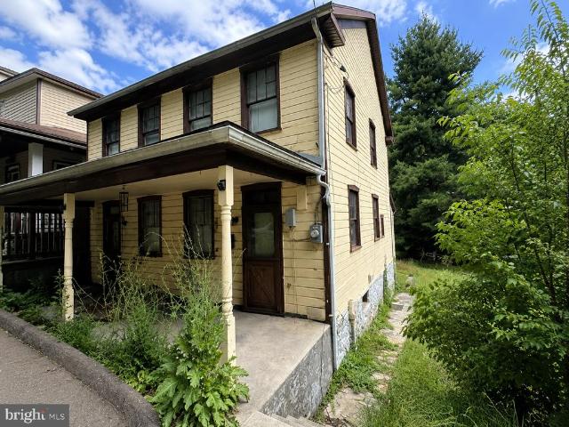 Townhouse for sale in Lonaconing, Maryland