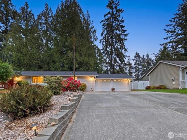 House for sale in Allyn, Washington
