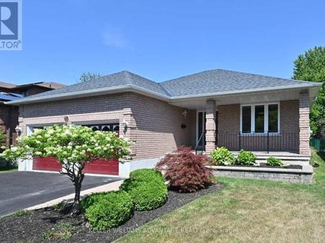 House for sale in Cobourg House for sale in Cobourg