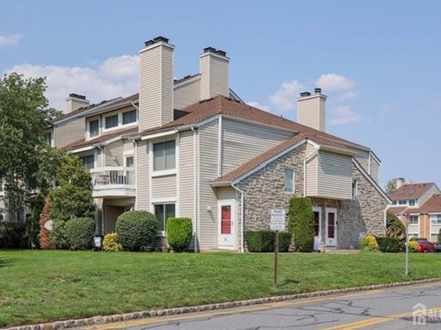 Condo for sale in Sayreville, New Jersey