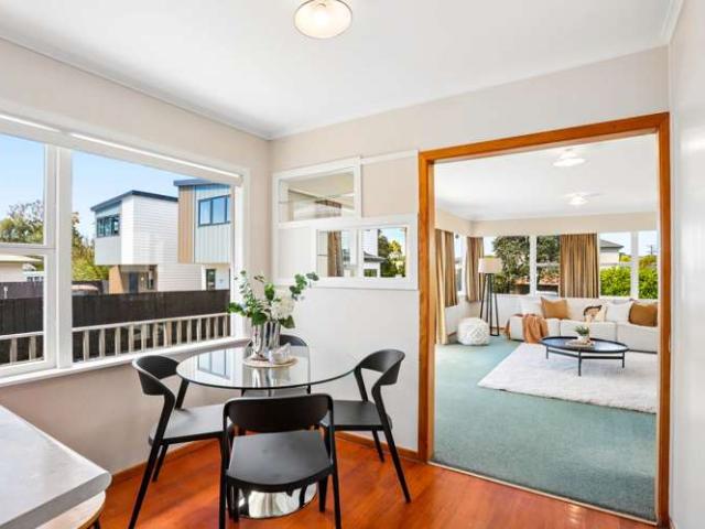 House for sale in Te Atatū Peninsula, Henderson-Massey