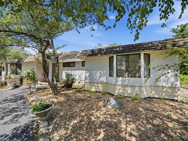 House for sale in Olympia Fields, Illinois