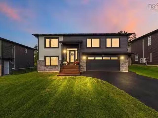 House for sale in Berry Hills, Middle Sackville