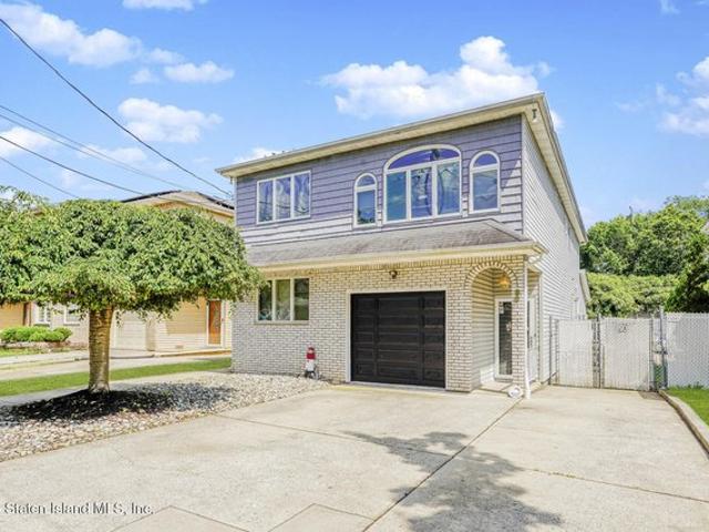 House for sale in Arverne, New York