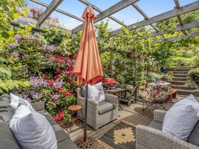 House for sale in Otakou