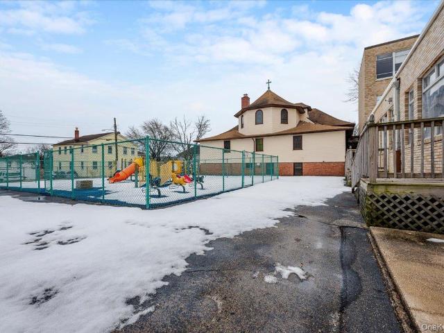 Property for rent in Nassau, New York
