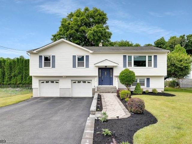 House for sale in Parsippany, New Jersey