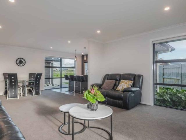 House for rent in Fitzherbert, Palmerston North