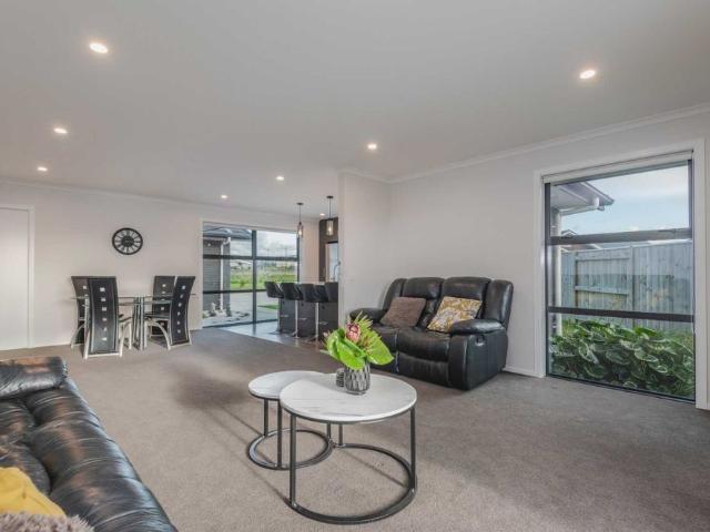 House for rent in Fitzherbert, Palmerston North