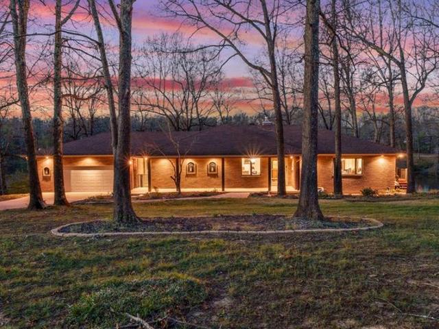 House for sale in Ark