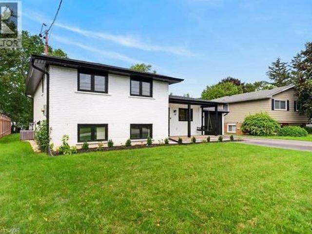 House for sale in Niagara, Ontario