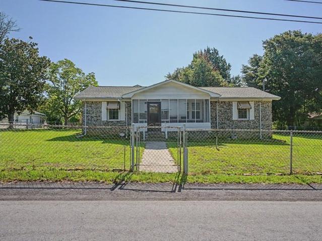 House for sale in Blackville, South Carolina