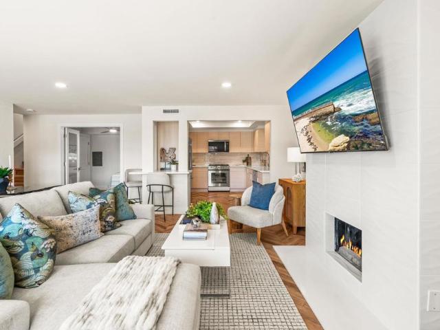 Townhouse for sale in Coronado, California