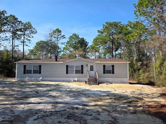 House for sale in Morriston, Florida