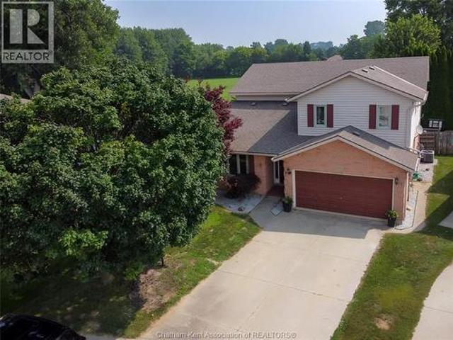 House for sale in Chatham–kent, Ontario
