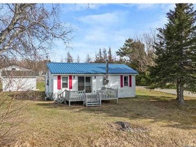 House for sale in Aldouane, New Brunswick