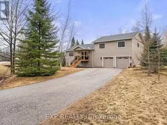 House for sale in Pefferlaw