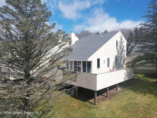 Townhouse for sale in Denver, New York