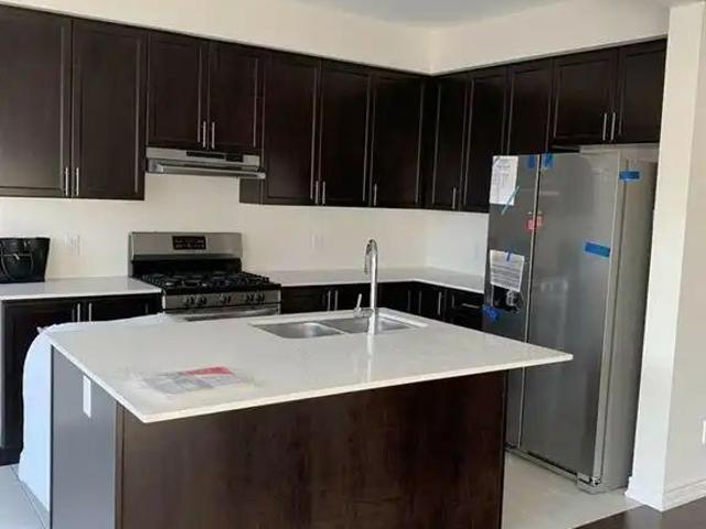 Townhouse for rent in Huron South, Kitchener