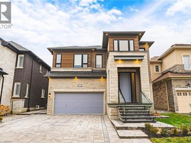 House for sale in Ancaster, Ontario