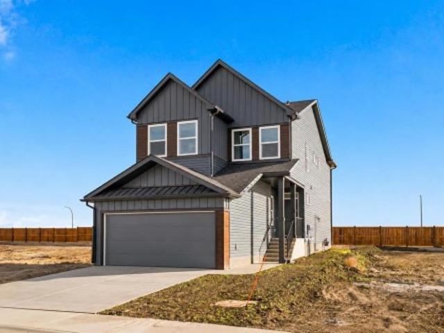 House for sale in Rangeview, Calgary