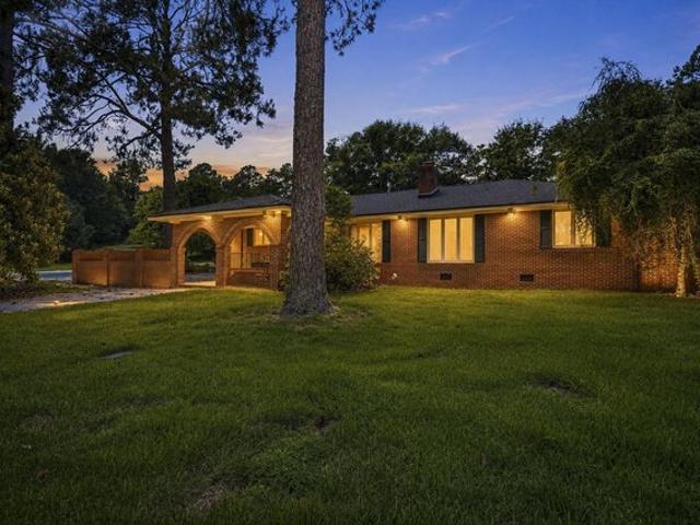 House for sale in Reynolds, Georgia