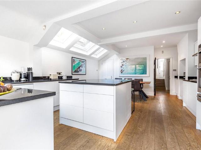 House for rent in Sands End, Greater London