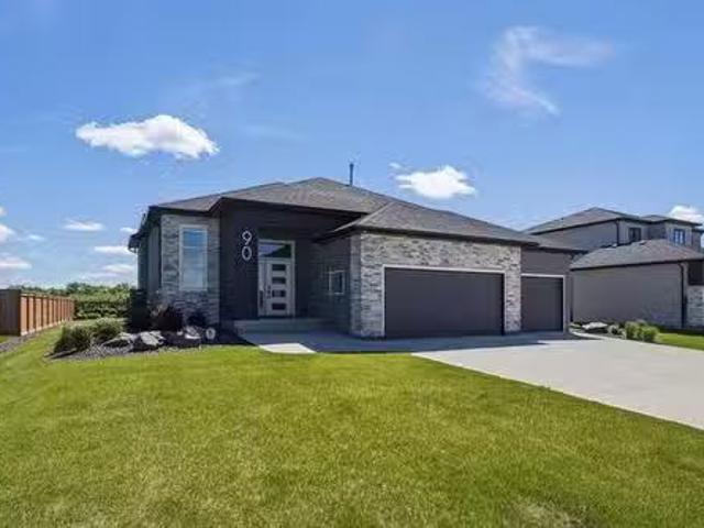 House for sale in Headingley, Manitoba